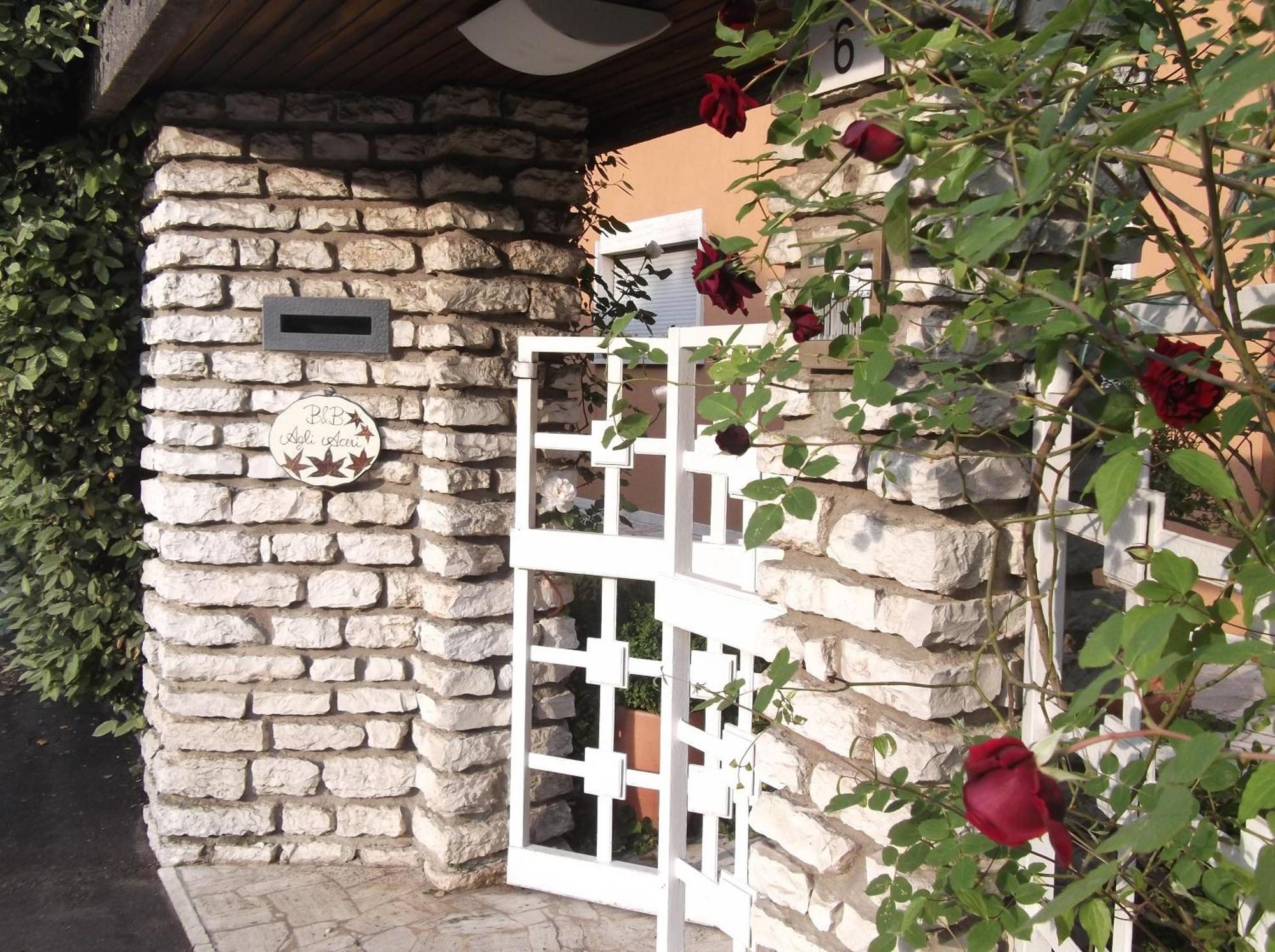 Bed & Breakfast Agli Aceri Верона Экстерьер фото